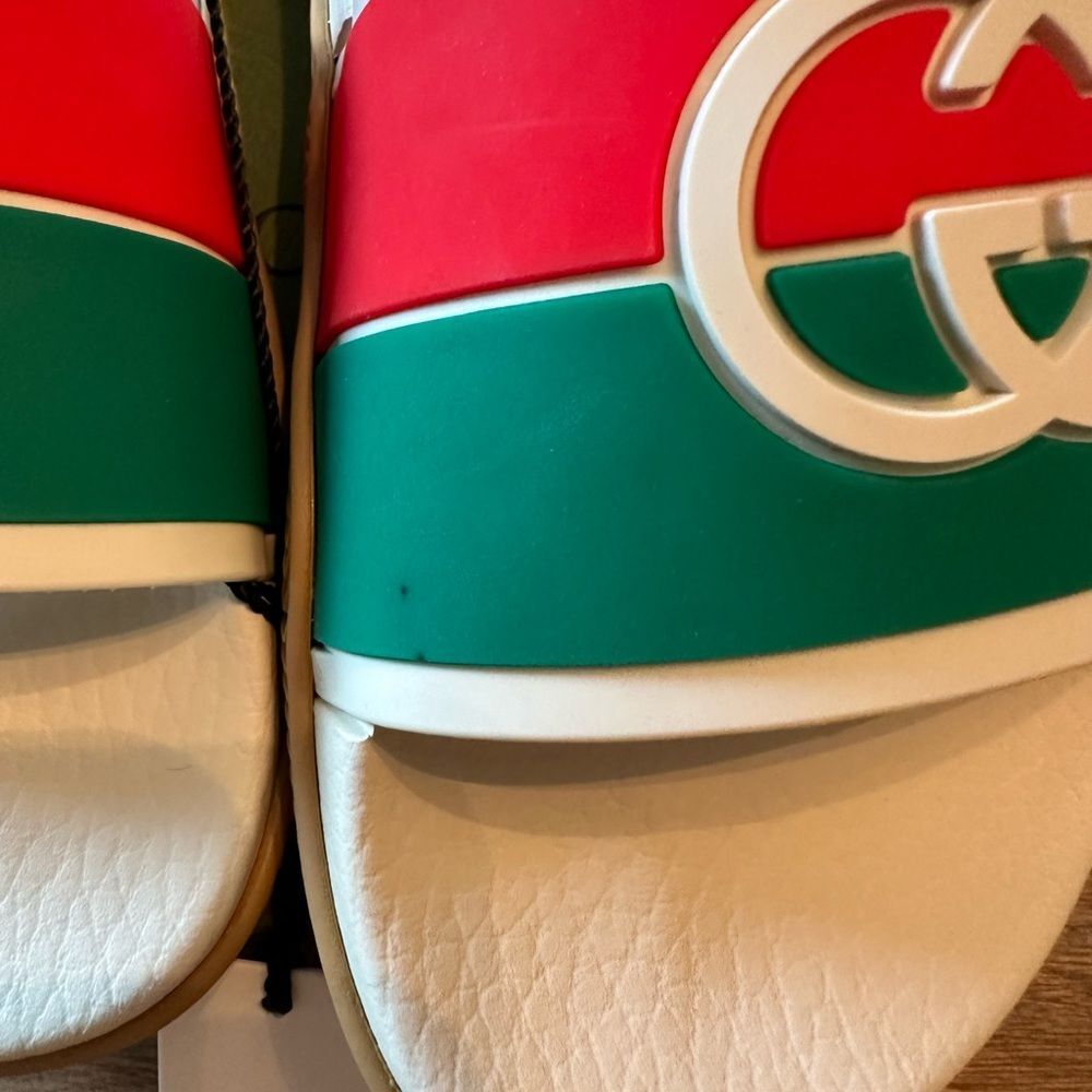 Gucci GG Interlock Rubber Slide Sandals Red Green White Women’s 37 NIB - Picture 5 of 7